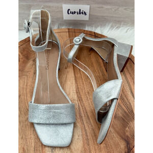 Bernardo® Jalena Women's Low Heel Sandals Sz 7.5M Silver Metallic Suede
